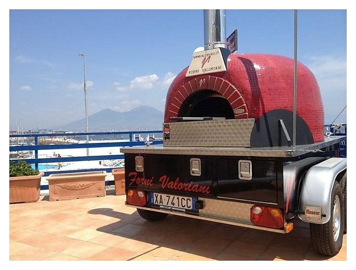 Печь для пиццы дровяная Valoriani Trailer 140 - фото №10