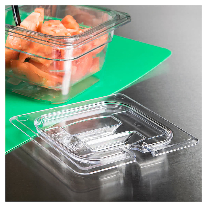 Крышка для гастроемкости Cambro 60CWCHN 135 GN 1/6 (176х162) с отверстием для ложки, поликарбонат - фото №4