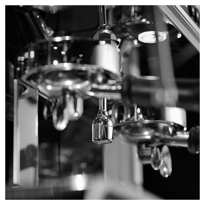 Кофемашина Sanremo Torino SED 2 черно-белая - фото №5