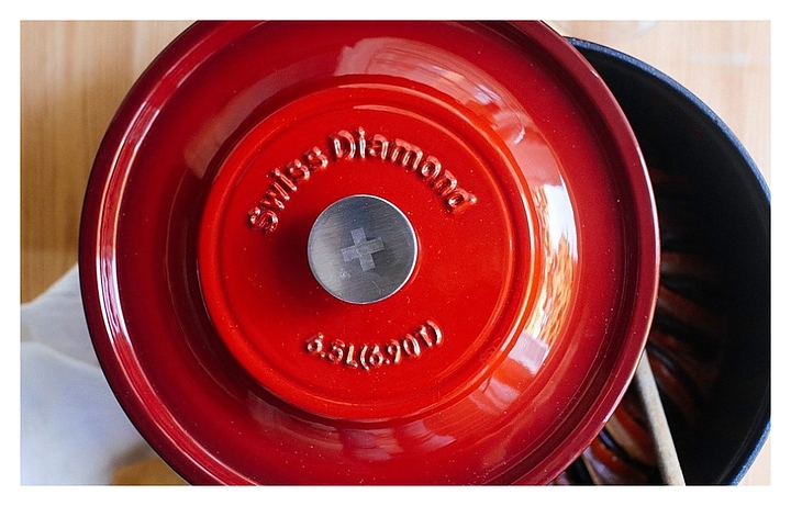 Кастрюля Swiss Diamond PC1225CR (25 см) чугунная красная - фото №5