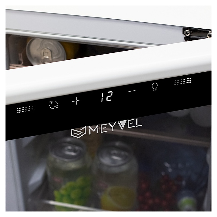 Холодильник для косметики и напитков MEYVEL MD35-White - фото №8