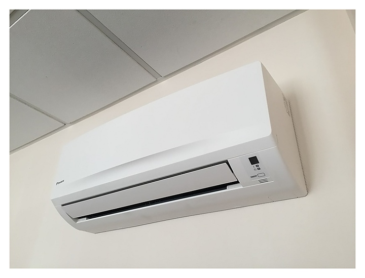 Настенная сплит-система Daikin FTXB20C / RXB20C - фото №5